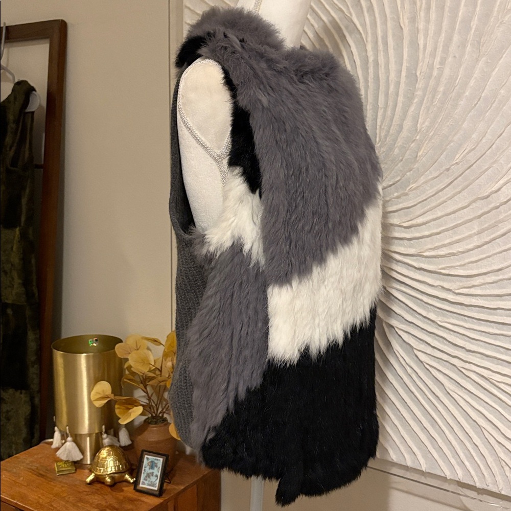 100% Rabbit Fur & Cashmere Bloomingdale’s Top/Vest - Picture 7 of 13